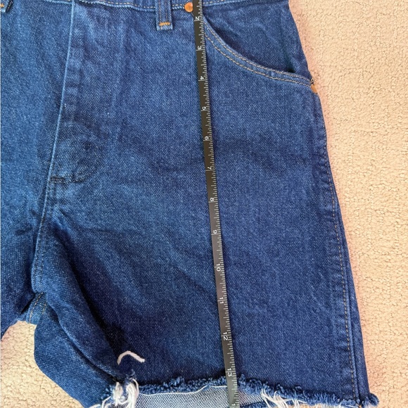 Wrangler Classic Blue Denim Shorts - Picture 9 of 9